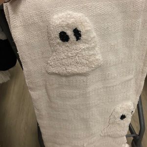 Viral Tik tok ghost blanket white Rachel Zoe